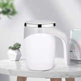 Selbstrührender Becher mit USB-Aufladung ✔ Perfekt gemixter Kaffee & Shakes auf Knopfdruck ✔ Magnetisches Rührsystem ✔ Ideal für Zuhause, Büro & Fitness.