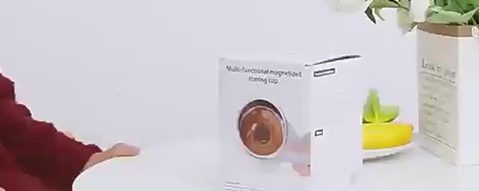 Selbstrührender Becher mit USB-Aufladung ✔ Perfekt gemixter Kaffee & Shakes auf Knopfdruck ✔ Magnetisches Rührsystem ✔ Ideal für Zuhause, Büro & Fitness.
